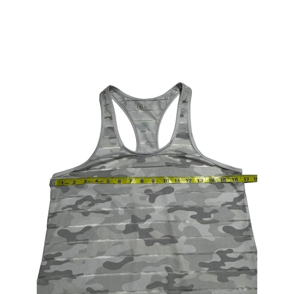 ZYIA Gray Camo Tank Top Size Small - Picture 3 of 6